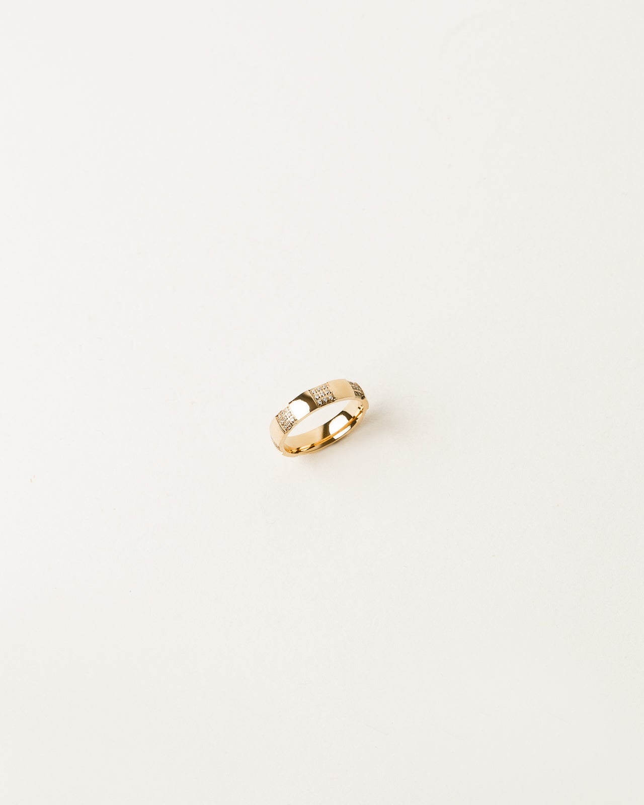 Cleo Ring